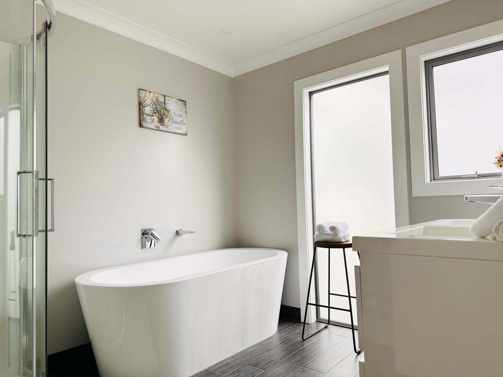 Summer Holiday 4 Bedrooms House In Hamilton With Pool And Spa 외부 사진