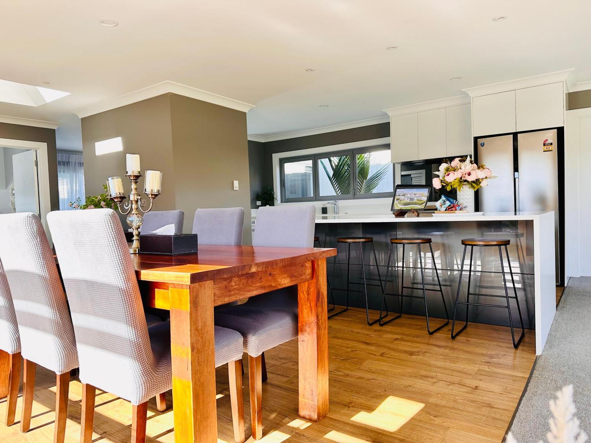 Summer Holiday 4 Bedrooms House In Hamilton With Pool And Spa 외부 사진