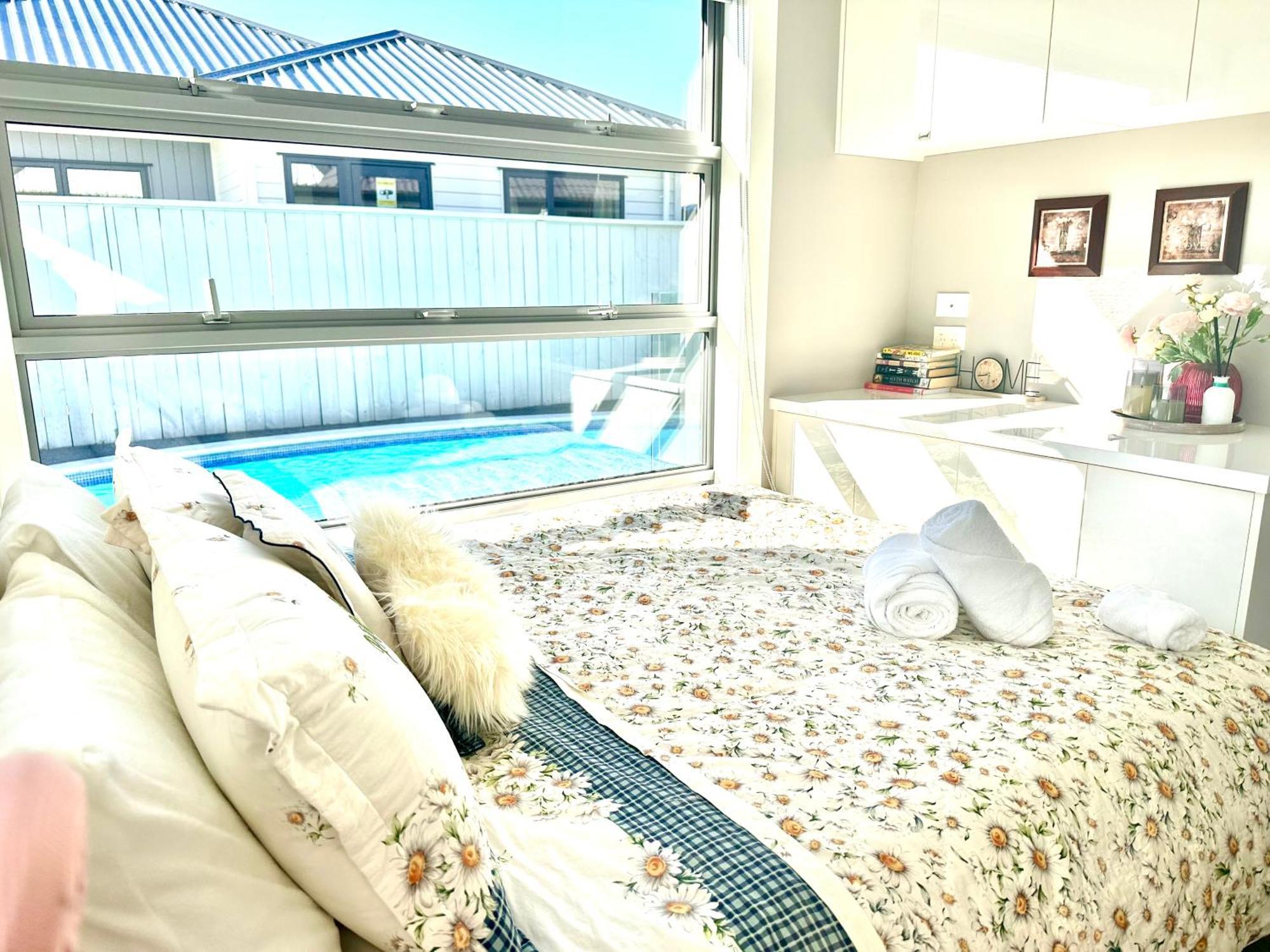 Summer Holiday 4 Bedrooms House In Hamilton With Pool And Spa 외부 사진