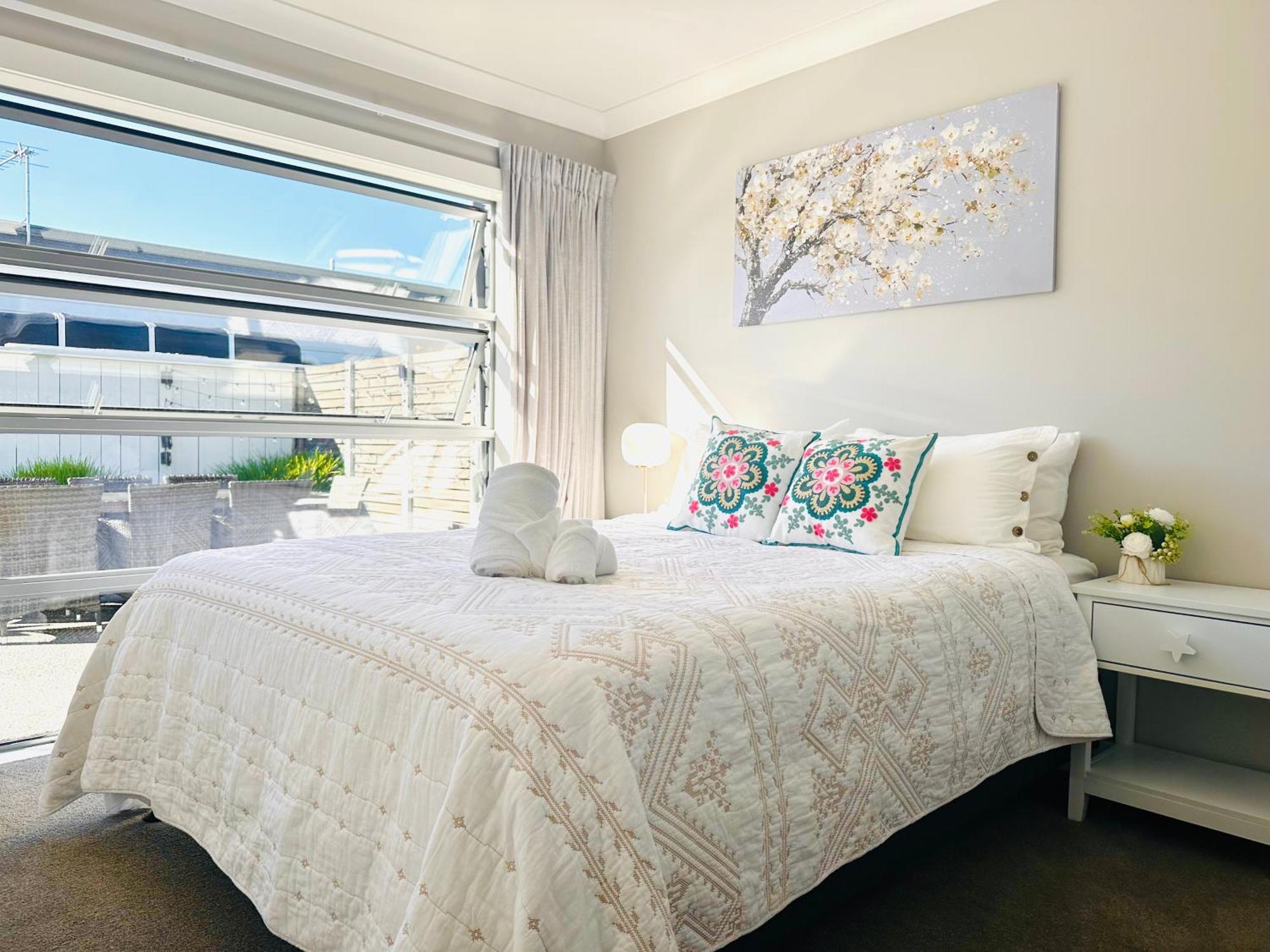 Summer Holiday 4 Bedrooms House In Hamilton With Pool And Spa 외부 사진
