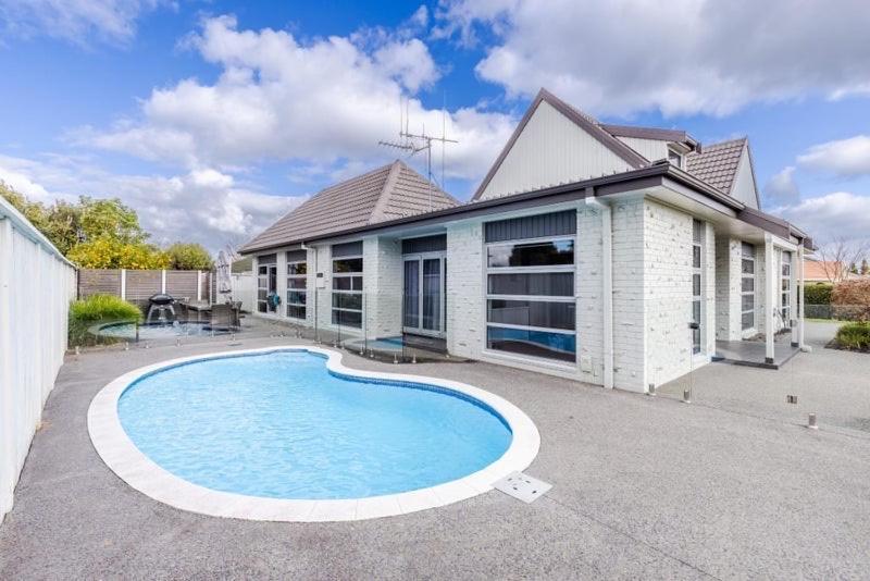Summer Holiday 4 Bedrooms House In Hamilton With Pool And Spa 외부 사진